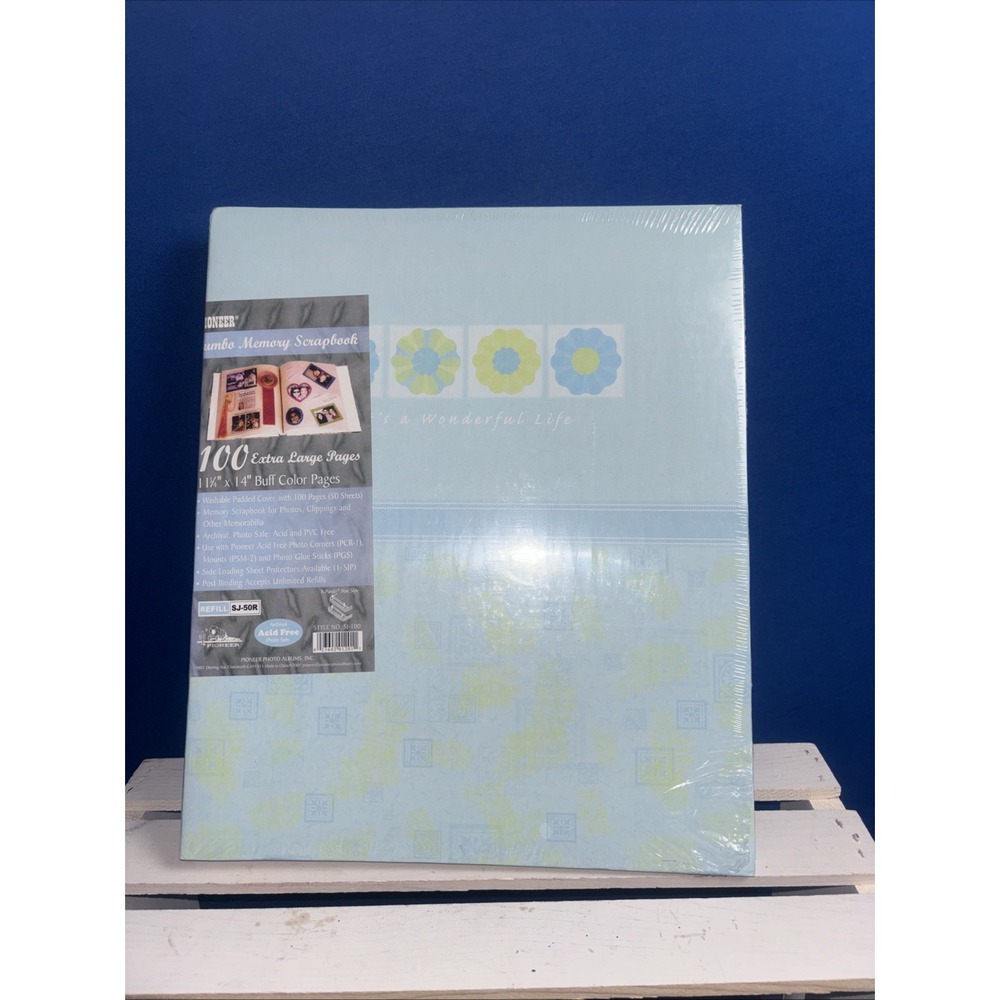 Pioneer Jumbo Family Memory Scrapbook Album 100 Buff Color Pages 2007